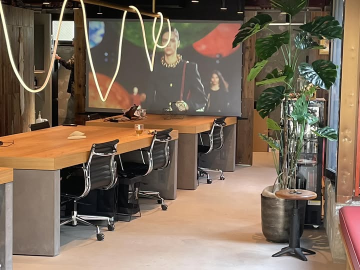 【ビヨンドなう】パリコレとモンステラ