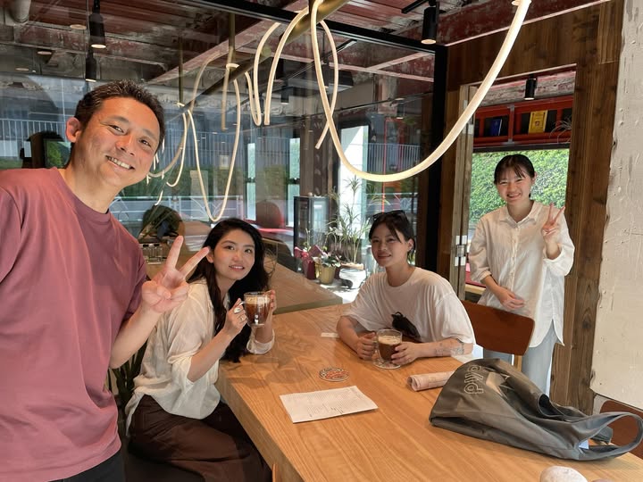 ★カフェと間違ってオフィスに入ってきた方々をノリで接客しました笑